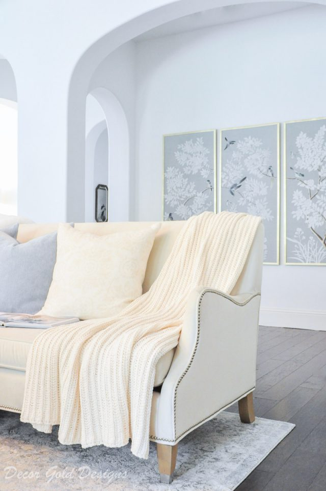 10 Ways To Style Throw Blankets - Decor Gold Designs in Blanket Ladder Decor