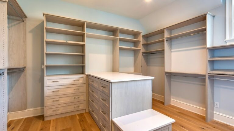 18 Elegant Walk-In Closet Island Ideas To Elevate Your Space in Real Life Examples of Functional Walk-In Closet Island Designs