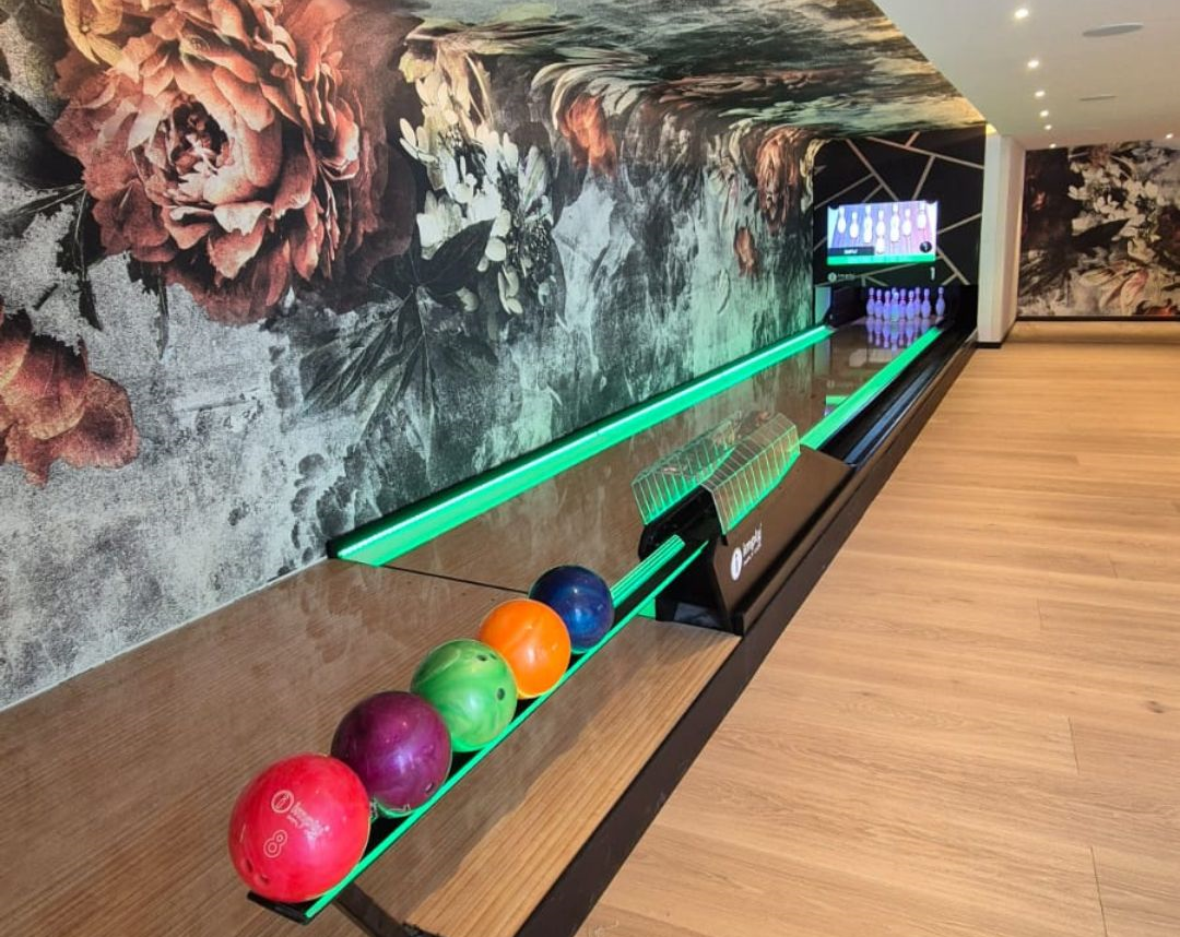 20 Amazing Residential Bowling Alleys: Get Inspired And Transform Your Home with Home Bowling Alley Design