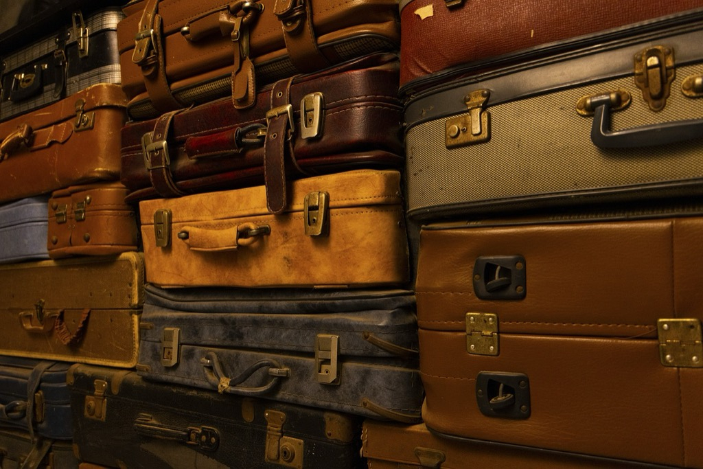 7 Effective Luggage Storage Solutions For Small Spaces That Maximize ... with regard to Maximizing Small Suitcases with Smart Storage Solutions for Modern Travelers