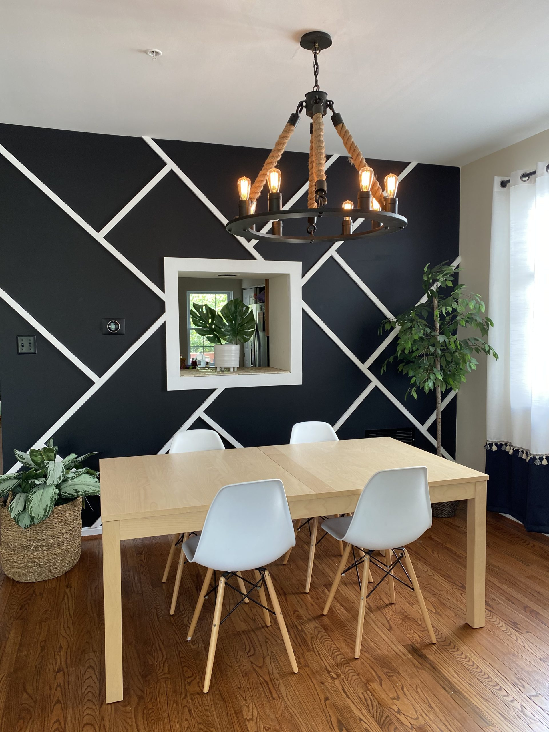 7 Tips For Creating A Dining Room Accent Wall That Wows regarding Dining Room Accent Wall
