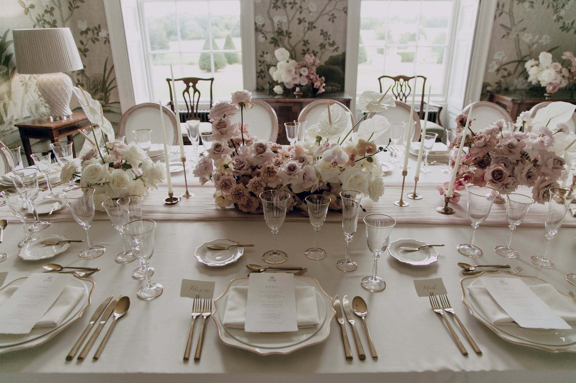 7 Tips For Matching Your Placemats With Your Dining Table pertaining to Dining Table Shape Guide