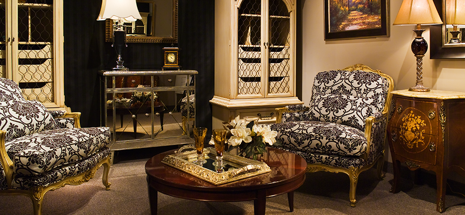 Antique Modern Living Room Design | Baci Living Room in Victorian Modern Interior Design