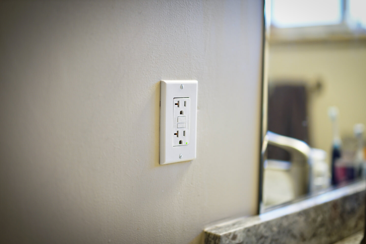 Gfci In Bathroom in Install Gfci Outlet