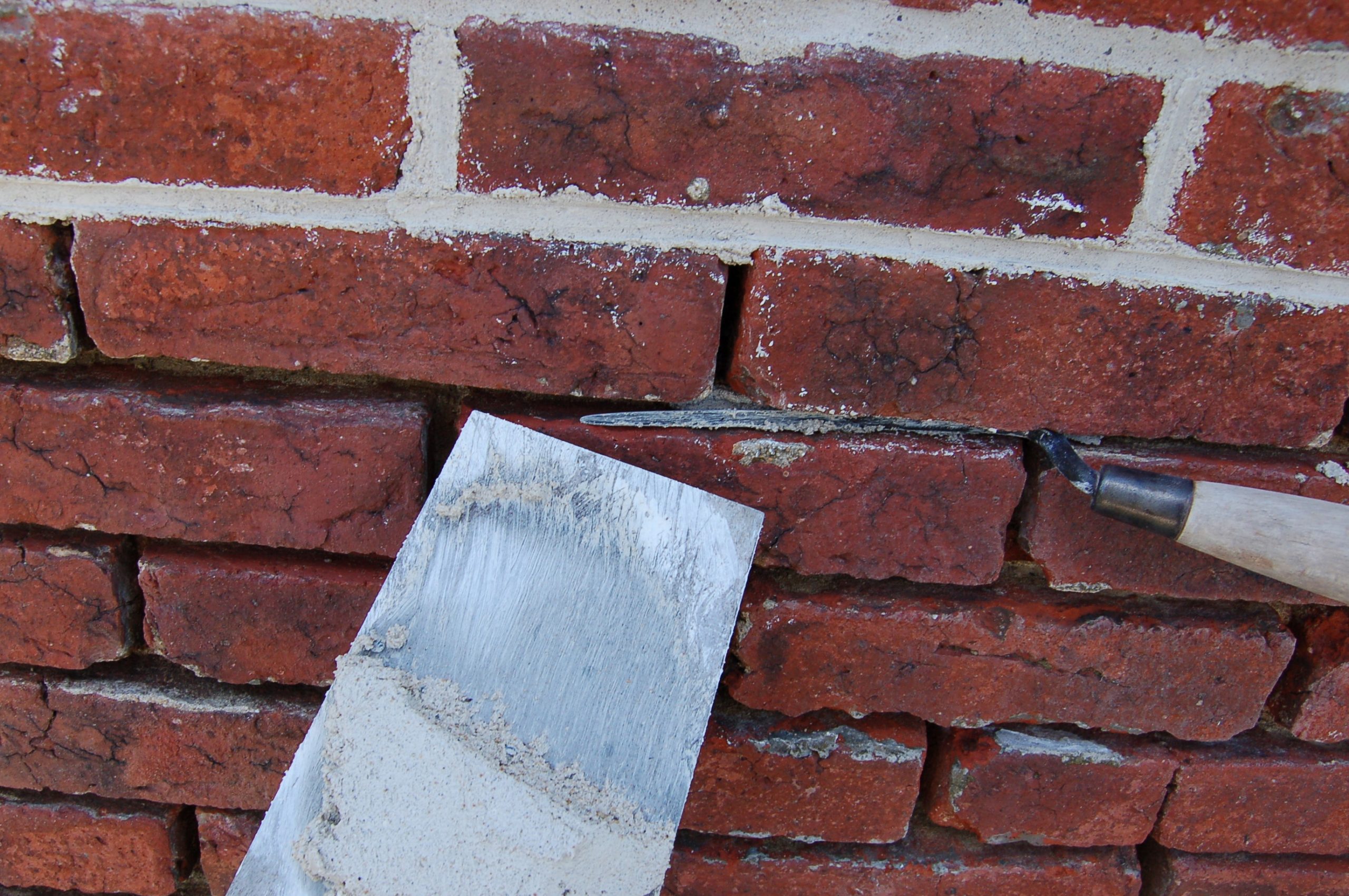 How To Mix Mortar For Old Brick At Christopher Prior Blog in Pointing Brick Wall