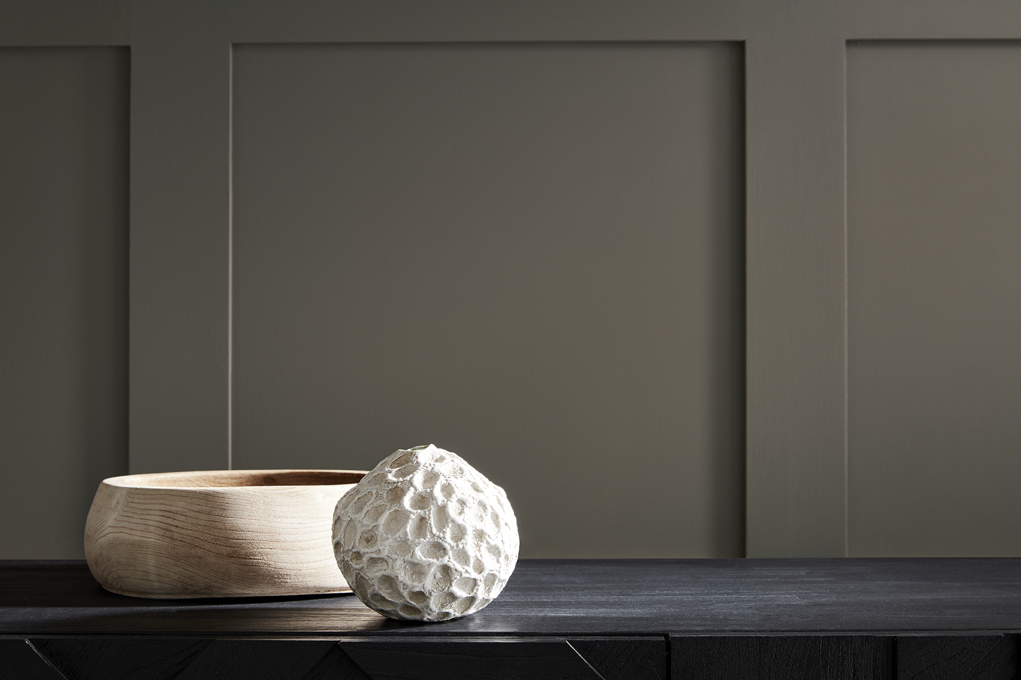 Little Greene, 300 Years Of The Very Best... - Paris Déco Off with Understanding the science behind Little Greene Intelligent Paints for busy homes