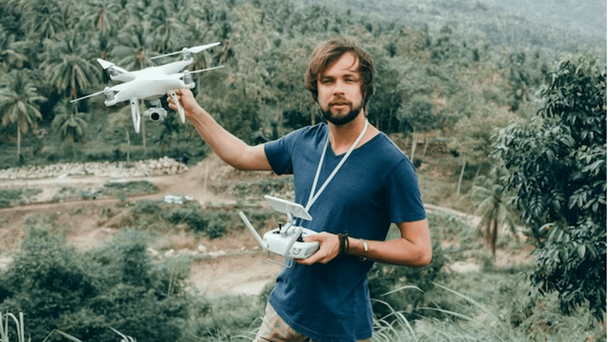 Questions To Ask Before Hiring A Drone Photographer for Common mistakes to avoid when hiring a drone photographer for your next listing