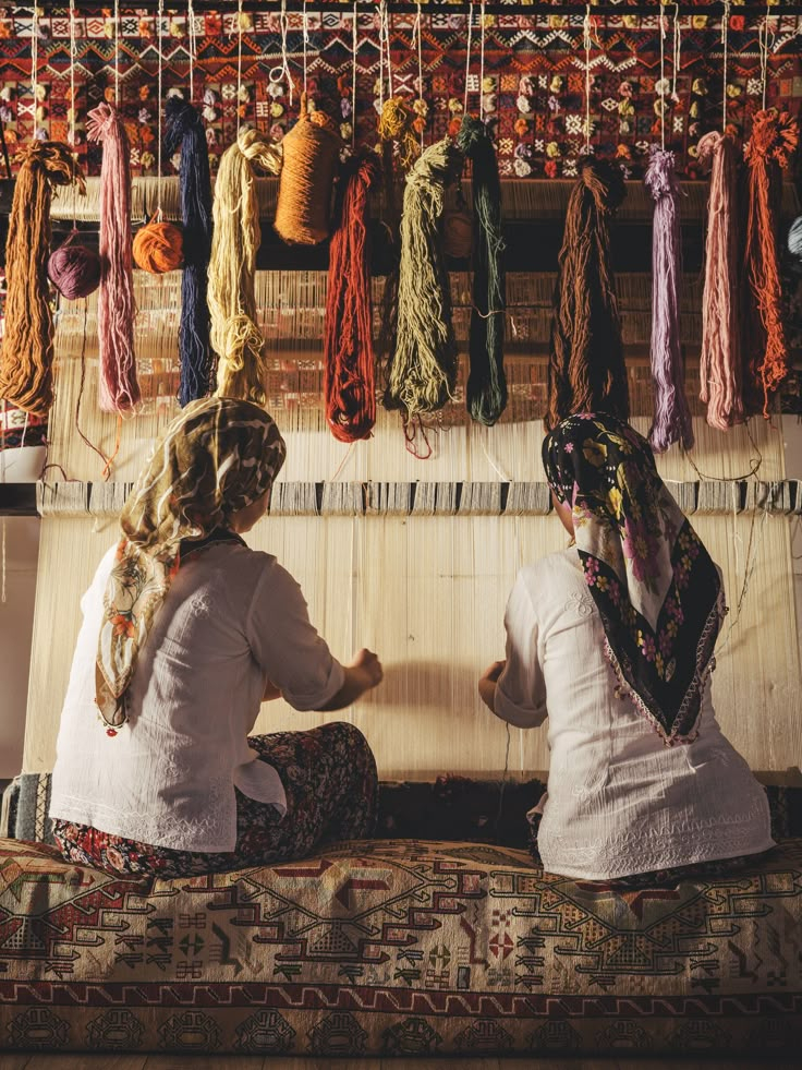 The Secret Language Of Istanbul’s Dream Weavers | Istanbul, Turkish ... for What Experts Look For When Comparing Persian and Turkish Weaves
