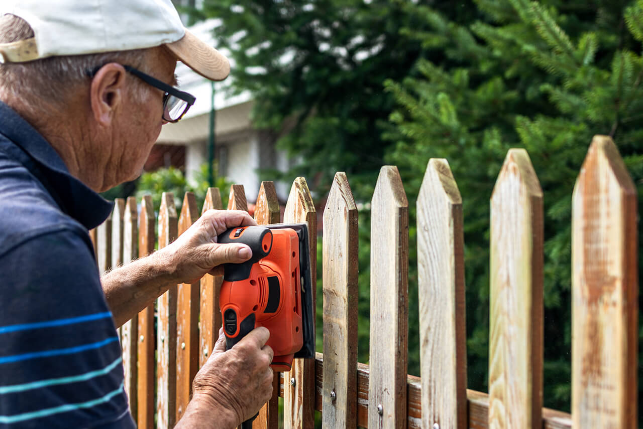 How Much Does Fence Repair Cost In 2025? for What Homeowners Are Getting Wrong About Horizontal Fence Maintenance