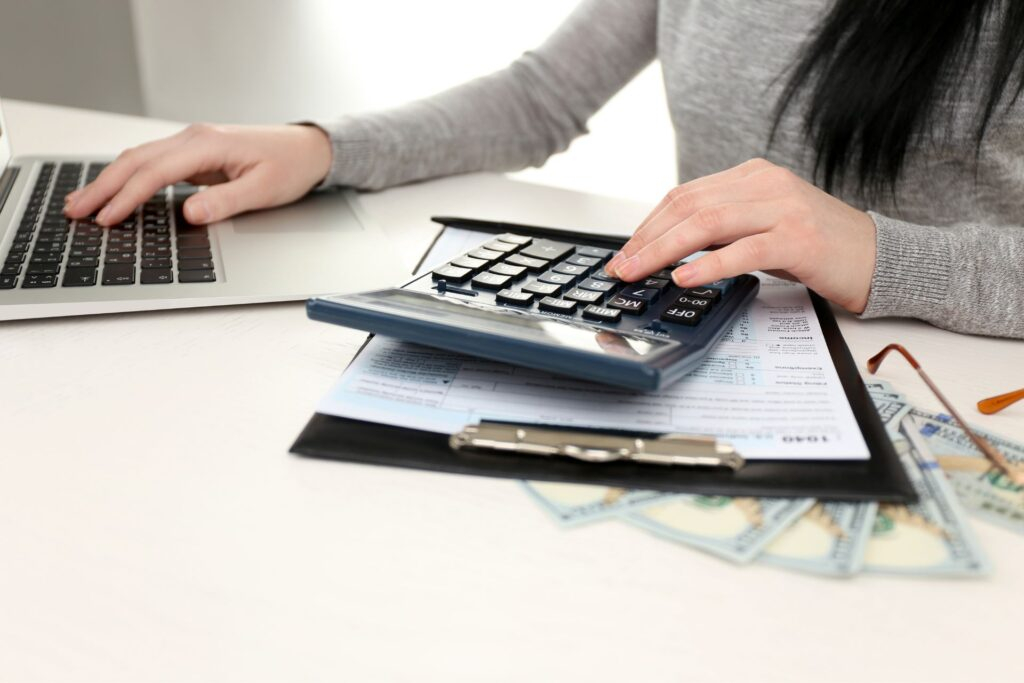 How To Stop Wasting Money: 7 Quick Tips To Resist The Urge in Standing Desk Converter Vs Full