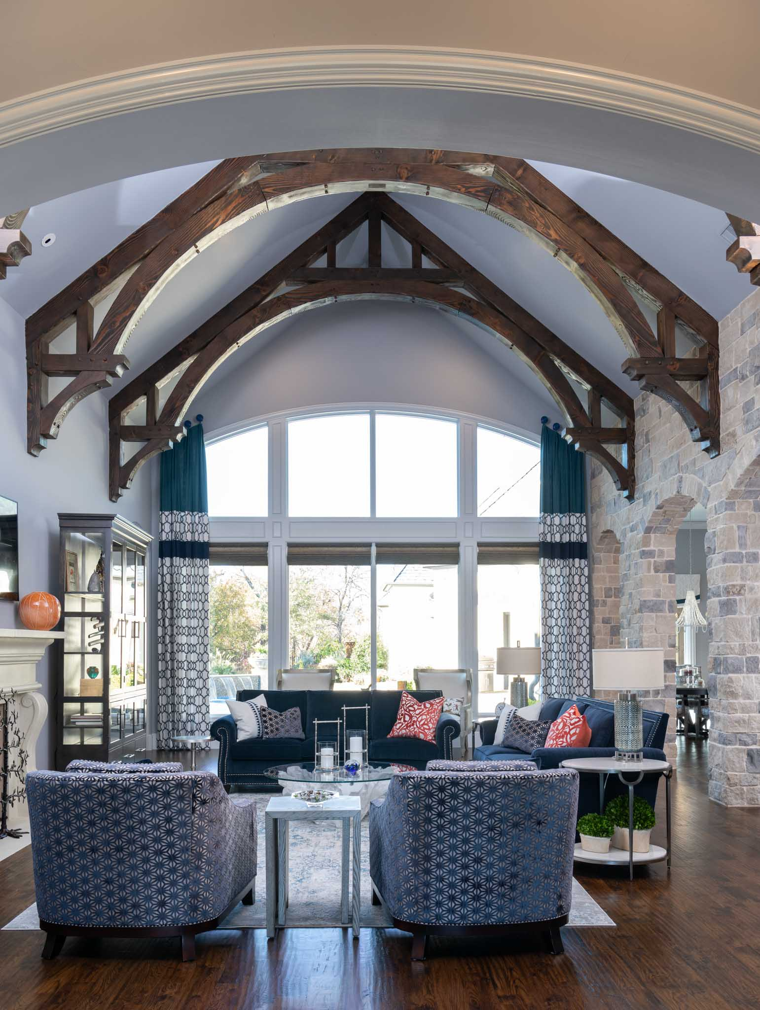 Open Vaulted Ceiling Exposed Beams: Elegance Meets Structural Beauty for Exposed Beam Ceiling Ideas